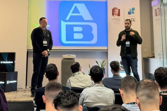 Η ΑΒ Βασιλόπουλος στηρίζει το AI Hackathon 2026